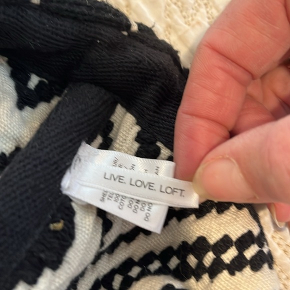 Ann Taylor Loft Boho Bag - Picture 4 of 10